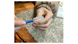 成型液态硅胶套粘PP硅胶胶水应用案例-硅胶胶水