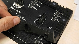 fpc柔性电路板粘硅胶怎么粘才牢固