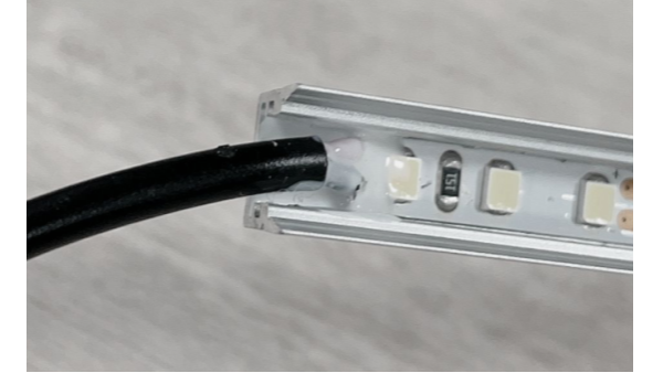 LED灯珠线材焊点固定AB胶应用案例